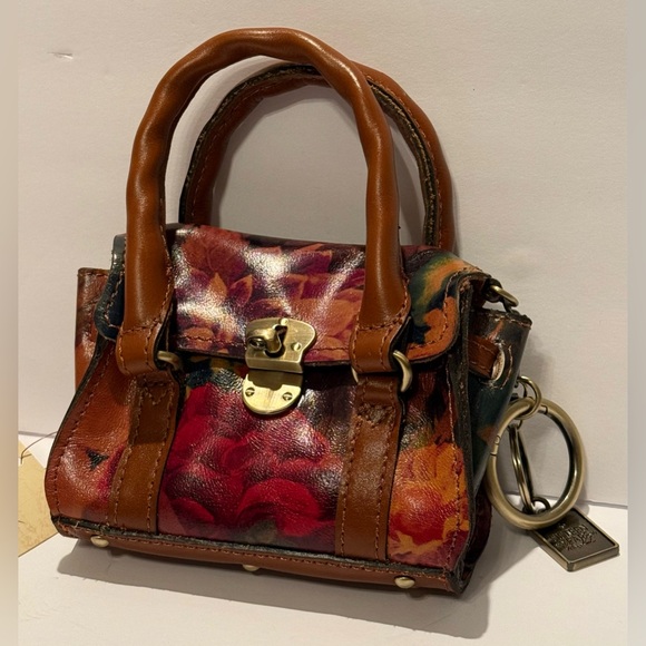 Patricia Nash Handbags - Patricia Nash Mini Vienna Floral Charm Keychain - Multi Print NWT